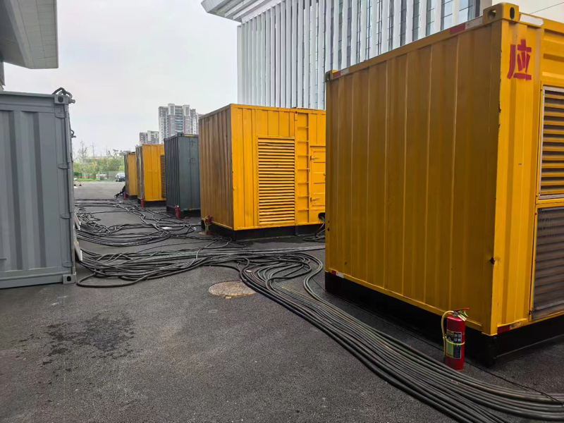 瓜州不同季节柴油发电机组保养有哪些注意事项?