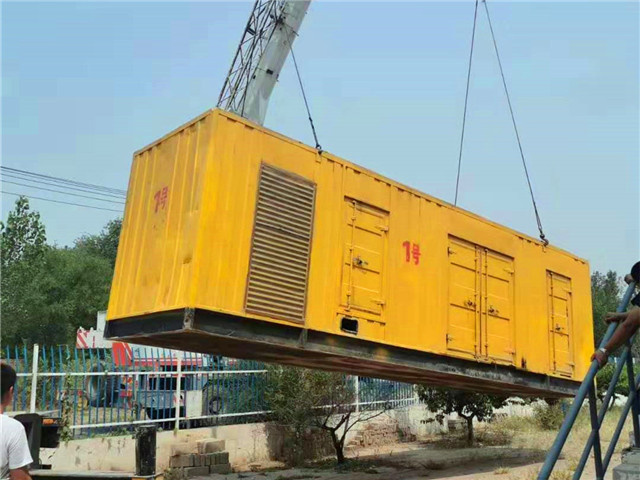 瓜州300KW柴油发电机组油耗是多少?
