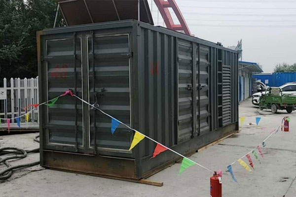 瓜州发电机租赁空气滤清器多久更换一次？